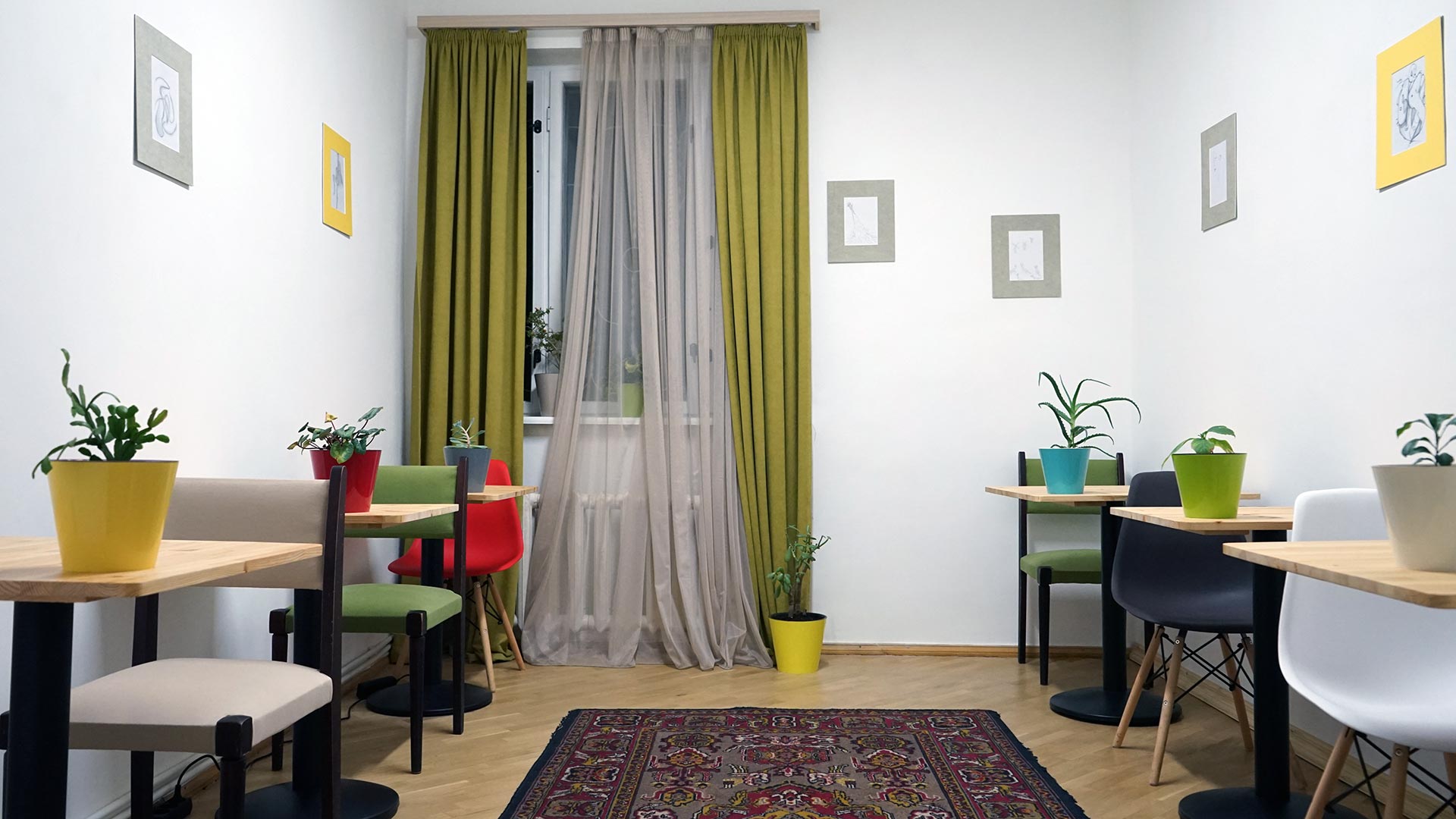 Are you downsizing your business? Consider Joining a Co-working Space! | Yerevan Coworking