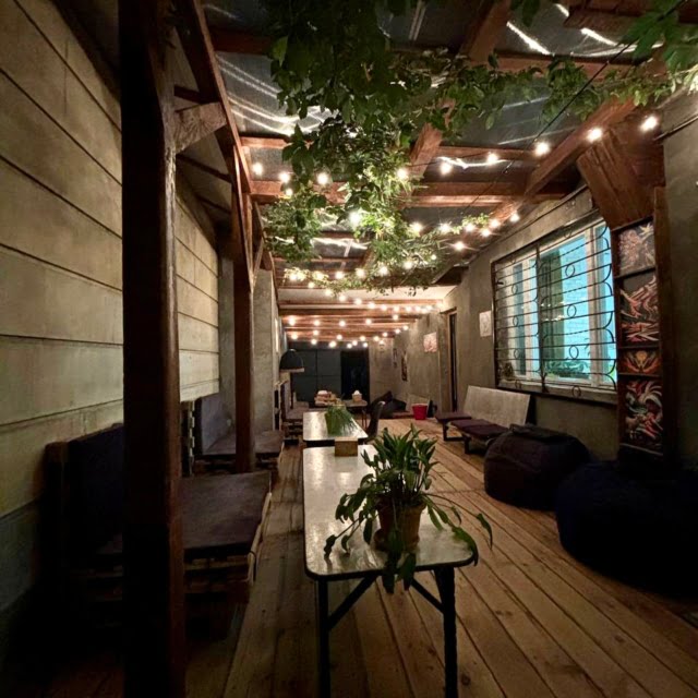 Coffee Shop